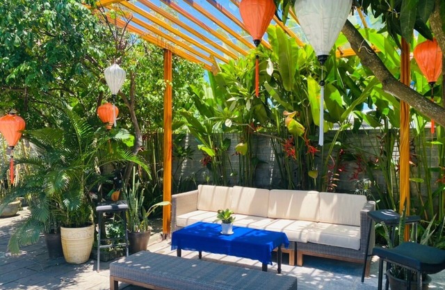 Hidden area from tourist in Hoi An - water palm villas