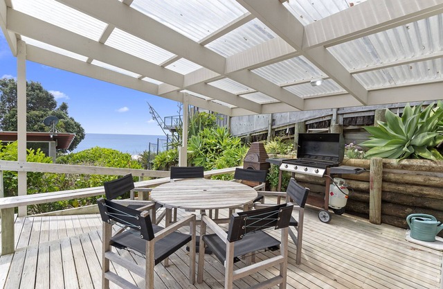 Hidden Cove Gem - Langs Beach Holiday Home