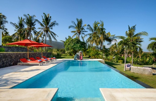 Hidden Gem 3br Pool Villa Ocean View & Mountain Backdrop