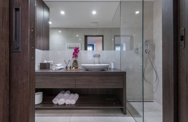❤️ Hidden gem in the heart of Prague | AC, King bed, heated floor, fast internet