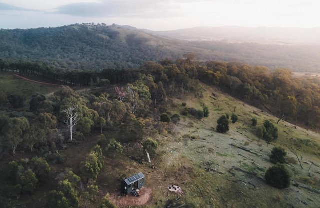 Hidden Off-Grid Escape with Epic Views - Orla