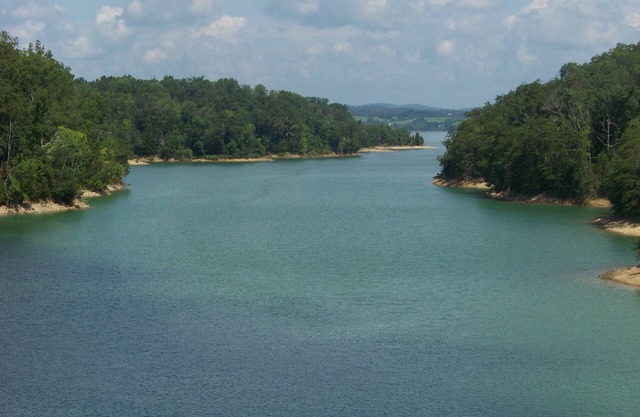 Hide-A-Way With a View, 2 Bedroom, 2 Bath, Lakefront Cabin
