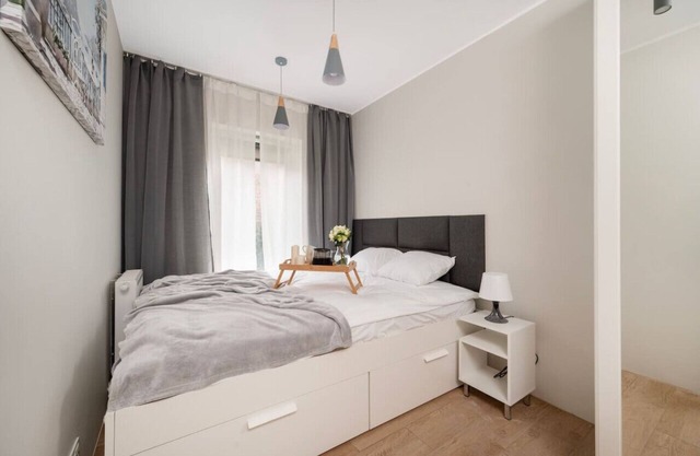 Hideaway Apartment - Terrace with Garden & Parking by Rentujemy