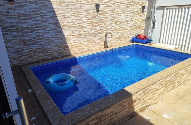 High-end house with swimming pool and 3 bedrooms