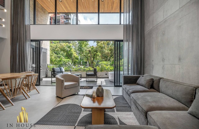 High ceilings & modern apt/BBQ - Morph 201