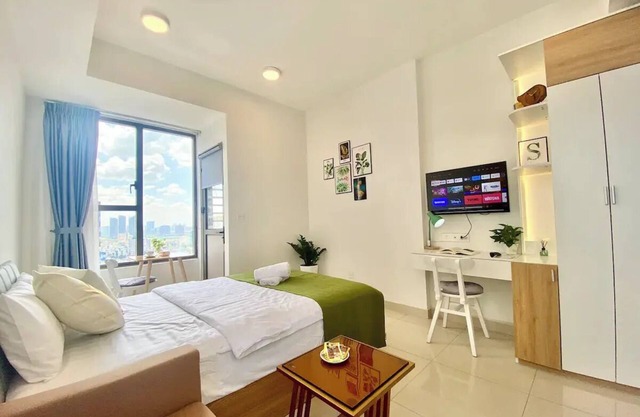 High-floor Corner Studio Free Pool Gym@ RiverGatenn
