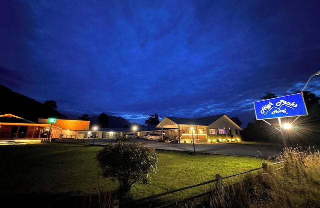 High Peaks Hotel