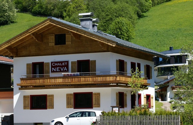 High-quality chalet near the centre with sauna