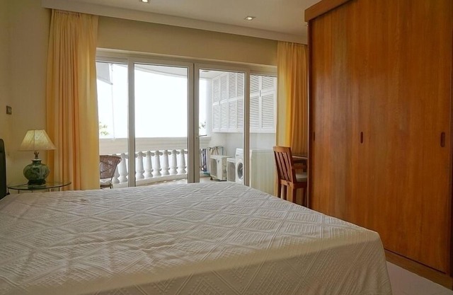 High Quality 3-Bed Apartment in Wongamat