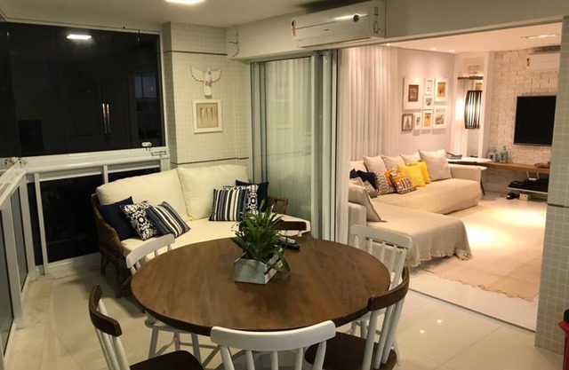 High standard apartment, right on the sand, on Asturias Beach - Guarujá