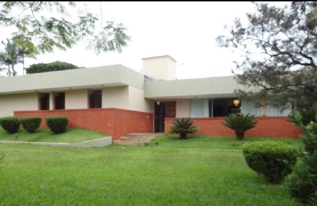 High standard country house. Gated community.