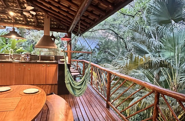 HIGH STANDARD HOUSE - CURRAL BEACH - COND. YACAMIM