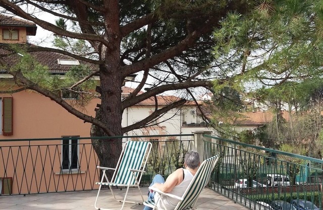 HIGH STANDARD APARTMENT