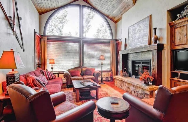 Highlands Westview 303
