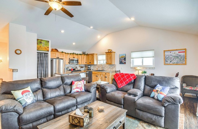 Hike, Ski & Explore: Townhome w/Yard in Fraser!