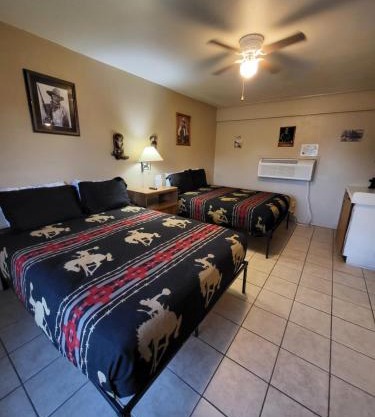 Hill Country Lodge and Mini Storages