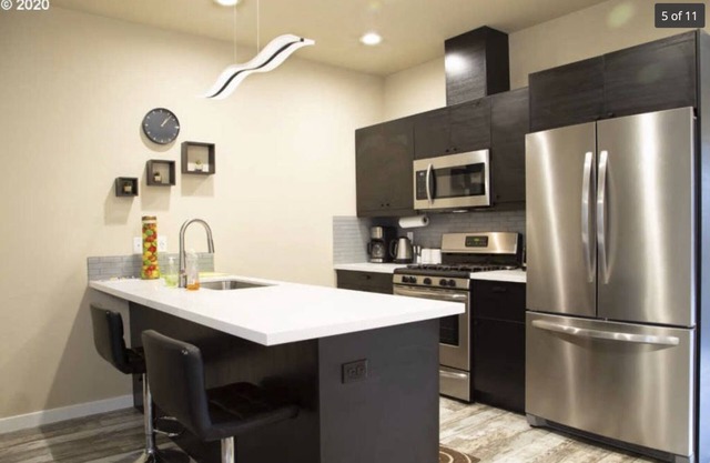 Hillsboro 4BR close to Nike, Intel 1