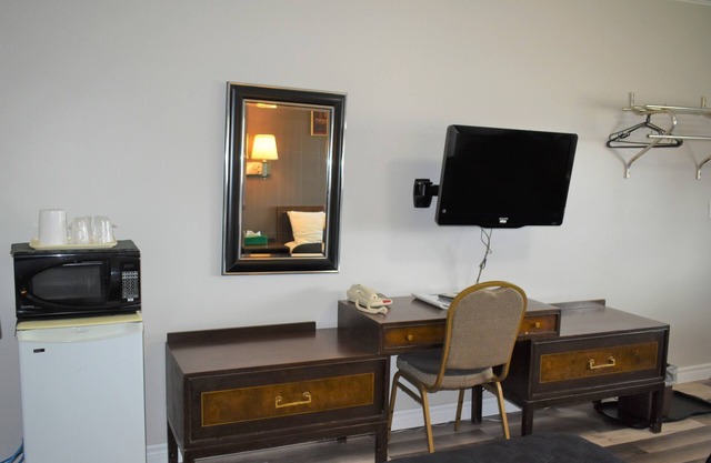 Hillside Inn Pembroke
