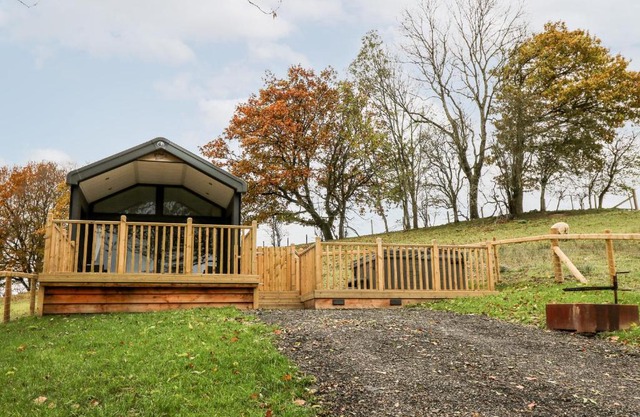 Hillside Lodge