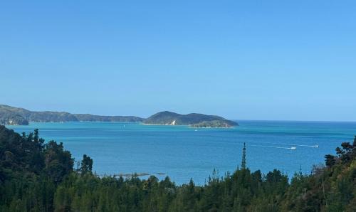 Hilltop Heaven - Kaiteriteri Holiday Home