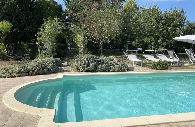 Hilltop villa with air-conditioning, exclusive use of pool, gym & garden