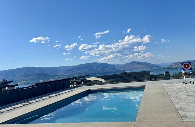 Hilltop Vistas Kelowna - Lake & Mountain View Near Wineries, Trails