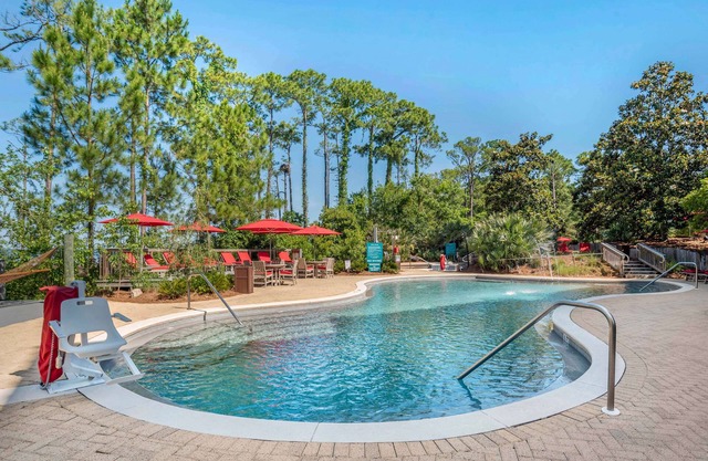 Hilton Grand Vacations Club in Sandestin Golf & Beach Resort