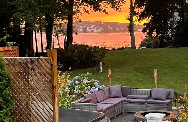 Hingham Harbor Retreat ~ Sunsets ~ Family Gatherings ~ Trails at World’s End