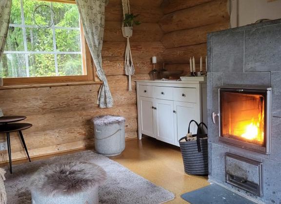 Hirsitalo ja -sauna