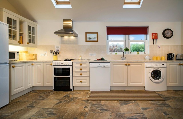 Hirwaun Cottage, Cenarth