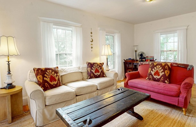 Historic 1860s farmhouse with a large yard, washer/dryer, & deck