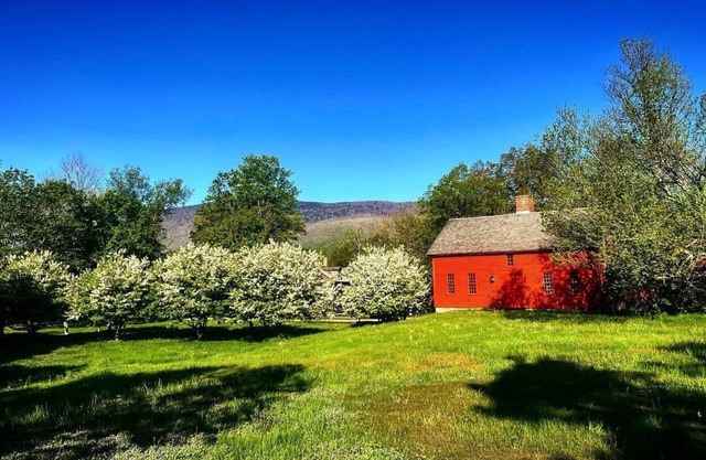 Historic 18th Century Saltbox Farmhouse on Four Acres in heart of Manchester VT