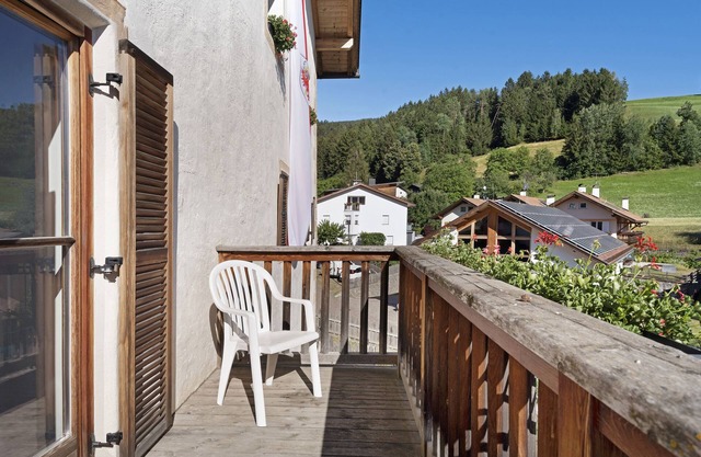 Historic apartment Huber Stube with Mountain View, Balcony & Wi-Fi
