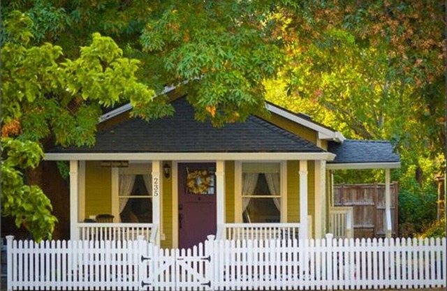 Historic Bradshaw House!
