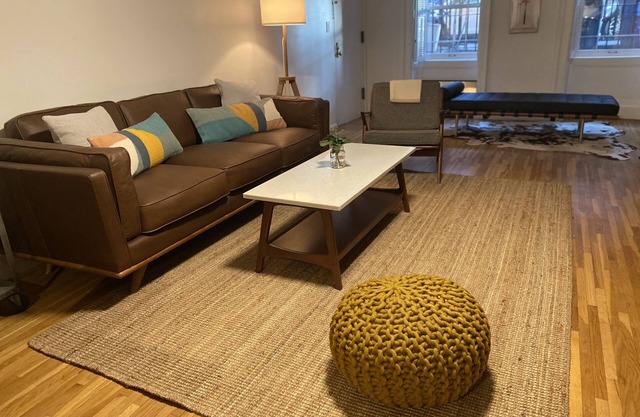 Historic Brownstone Brooklyn 1 BR Apt with garden for 1 month+ rentals