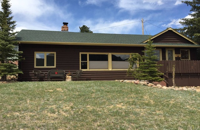 Historic Cabin with Spectacular Views! Full Kitchen, Walk into RMNP #20-NCD0303