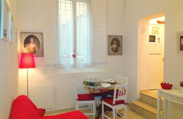 Historic Center 2torri ♥ Comfortable♥ Family Friendly