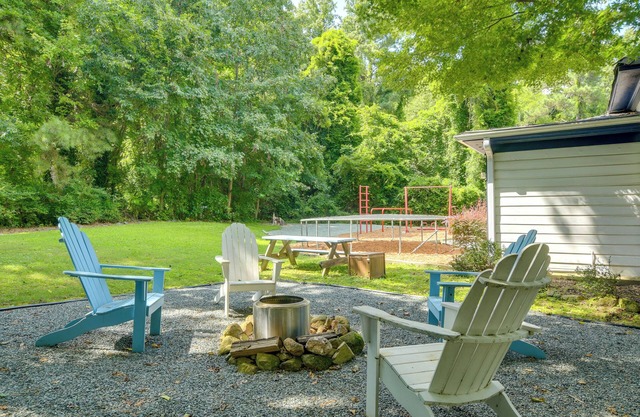 Historic Chapel Hill Bungalow: 4 Mi to UNC Campus!