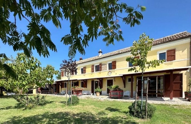 Historic farmhouse in Senigallia close to seaside and downtown 3bdr max 10pax