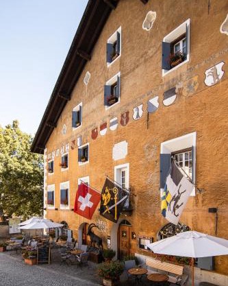 Historic Hotel Crusch Alva