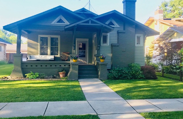 Historic house in beautiful downtown area.
