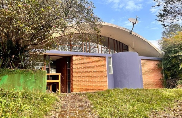 Historic House of Sérgio Ferro - Modern Architecture