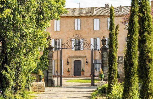 Historic Luxury and Modernity in the Heart of Minervois