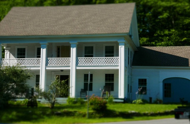 Historic Ski Home - 8 Min. To Mount Snow & 15 Min. To Stratton.