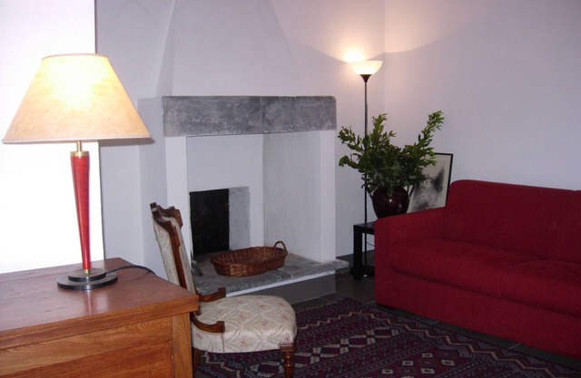 Historical 16th century house with pool