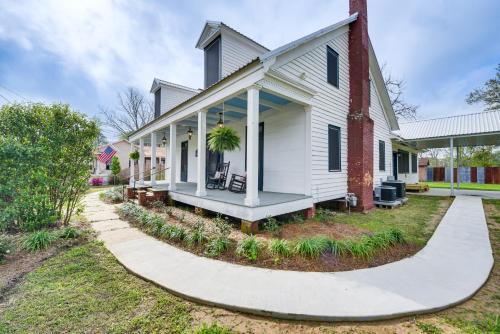 Historical 1835 Home in Grand Coteau!