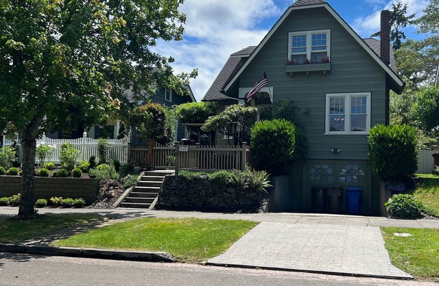 Historical “Wedge District” Welcome to the N. End & Central Tacoma!nn