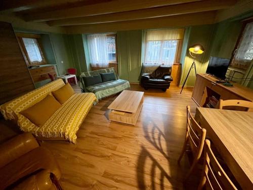 Historische Maisonettewohnung bis 10 Gäste, Magic Pass Belalp, Rosswald und mehr