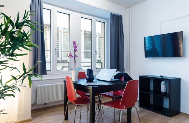 Hitrental Old Town Apartments