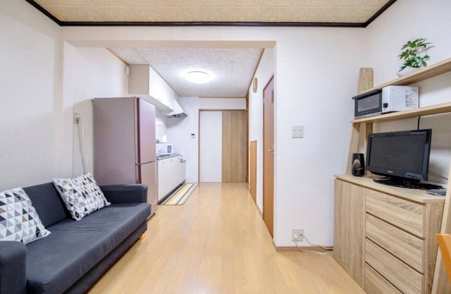 Hiwa Nishijin charter/Kyoto Kyōto